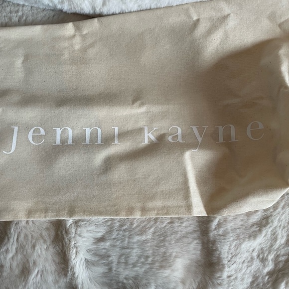 NWOT Jenni Kayne Tan and Cream Shearling and suede slide slippers. Size 38. - Picture 7 of 7